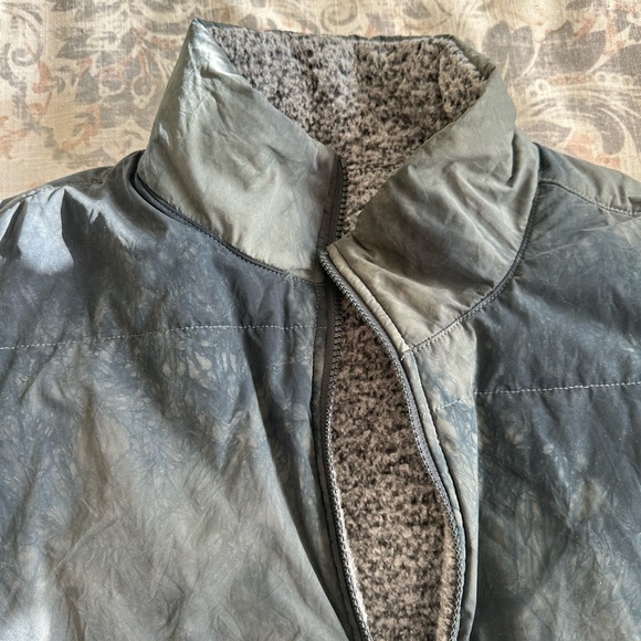 Lole Tie-die Puffer Cropped - Picture 1 of 4